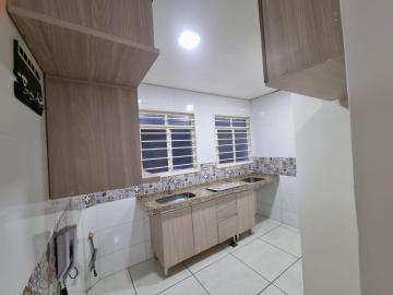 Alugar Apartamento / Padrão em Ribeirão Preto R$ 1.000,00 - Foto 2