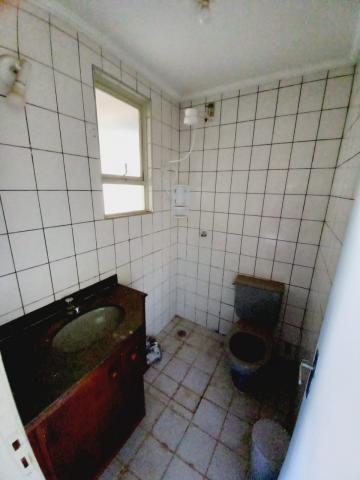 Alugar Apartamento / Padrão em Ribeirão Preto R$ 1.000,00 - Foto 12