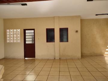 Alugar Casa / Padrão em Ribeirão Preto R$ 1.200,00 - Foto 2