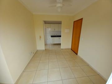 Apartamento / Padrão em Ribeirão Preto Alugar por R$1.100,00