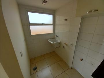 Alugar Apartamento / Padrão em Ribeirão Preto R$ 1.100,00 - Foto 7