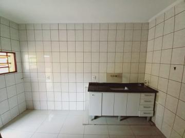 Alugar Casa / Padrão em Ribeirão Preto R$ 1.400,00 - Foto 8