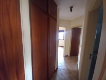 Alugar Apartamento / Padrão em Ribeirão Preto R$ 1.200,00 - Foto 11