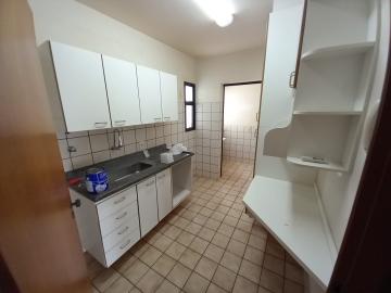 Alugar Apartamento / Padrão em Ribeirão Preto R$ 1.400,00 - Foto 11