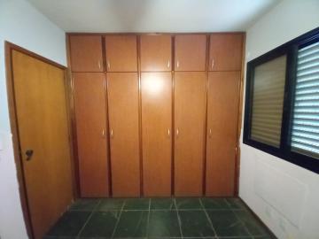 Alugar Apartamento / Padrão em Ribeirão Preto R$ 1.400,00 - Foto 4