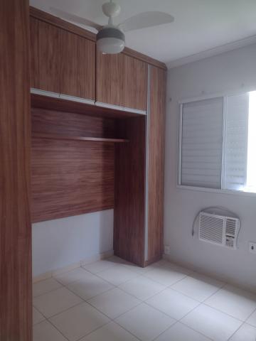 Alugar Apartamento / Padrão em Ribeirão Preto R$ 1.000,00 - Foto 5