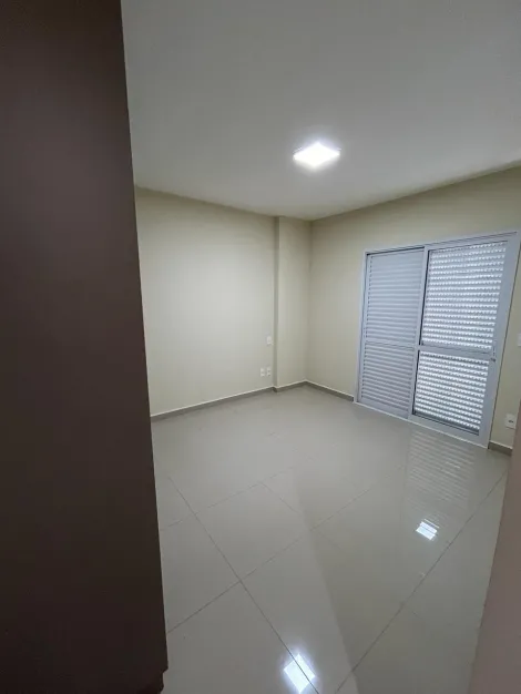 Comprar Apartamentos / Padrão em Ribeirão Preto R$ 760.000,00 - Foto 11