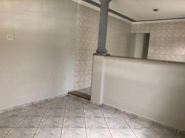 Alugar Casa / Padrão em Ribeirão Preto R$ 1.100,00 - Foto 5