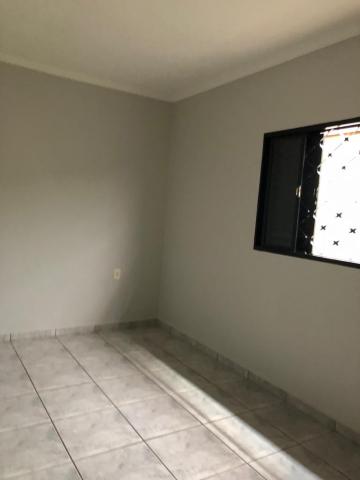 Alugar Casa / Padrão em Ribeirão Preto R$ 1.100,00 - Foto 3