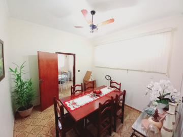 Alugar Casa / Padrão em Ribeirão Preto R$ 1.600,00 - Foto 2