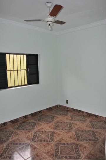 Alugar Casas / Padrão em Ribeirão Preto R$ 900,00 - Foto 10