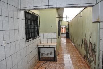 Alugar Casa / Padrão em Ribeirão Preto R$ 900,00 - Foto 16