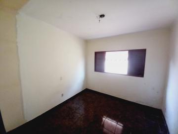 Alugar Casa / Padrão em Ribeirão Preto R$ 800,00 - Foto 4