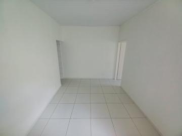 Alugar Casa / Padrão em Ribeirão Preto R$ 900,00 - Foto 2