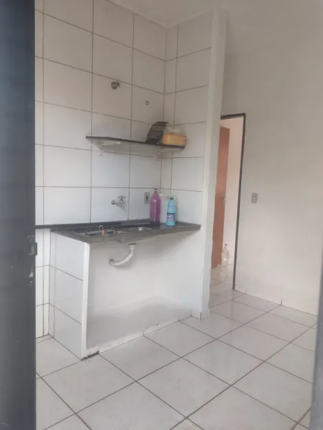 Alugar Casa / Padrão em Jardinópolis R$ 750,00 - Foto 4