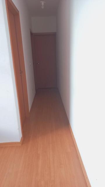 Alugar Apartamento / Padrão em Ribeirão Preto R$ 1.200,00 - Foto 4