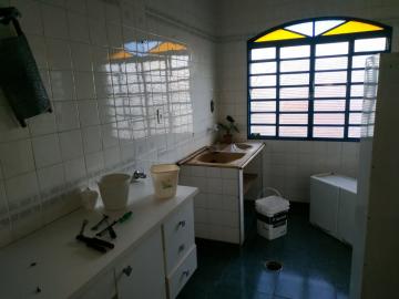 Alugar Casa / Padrão em Ribeirão Preto R$ 1.600,00 - Foto 13