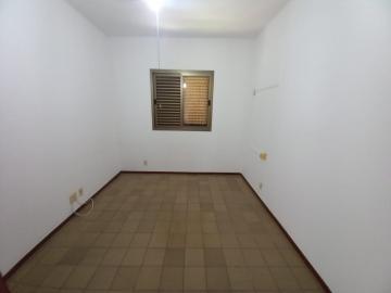 Alugar Apartamento / Padrão em Ribeirão Preto R$ 1.750,00 - Foto 8