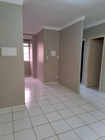 Alugar Apartamento / Padrão em Ribeirão Preto R$ 797,00 - Foto 9