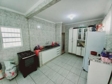 Alugar Casa / Padrão em Ribeirão Preto R$ 1.600,00 - Foto 10