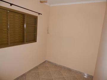 Alugar Casa / Padrão em Ribeirão Preto R$ 1.800,00 - Foto 6