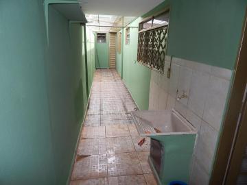 Alugar Casa / Padrão em Ribeirão Preto R$ 1.800,00 - Foto 18