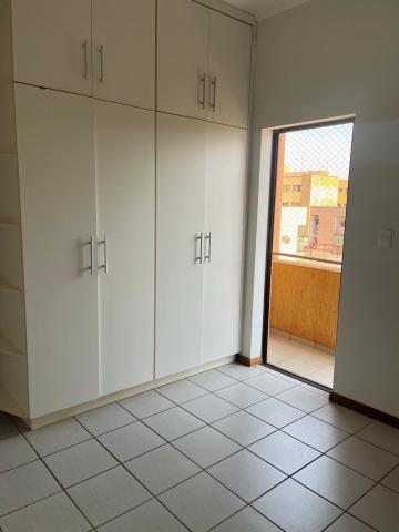 Alugar Apartamento / Padrão em Ribeirão Preto R$ 1.000,00 - Foto 13