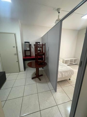 Alugar Apartamento / Padrão em Ribeirão Preto R$ 500,00 - Foto 3