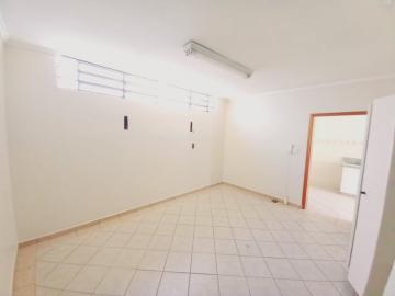 Alugar Casa / Padrão em Ribeirão Preto R$ 2.100,00 - Foto 3