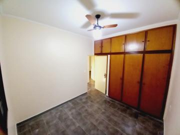 Alugar Casa / Padrão em Ribeirão Preto R$ 2.000,00 - Foto 12