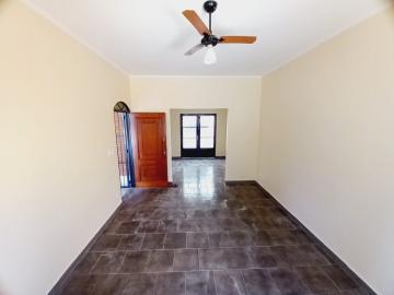 Alugar Casa / Padrão em Ribeirão Preto R$ 2.000,00 - Foto 4