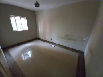 Alugar Apartamento / Padrão em Ribeirão Preto R$ 690,00 - Foto 2