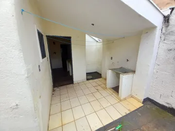 Alugar Casa / Padrão em Ribeirão Preto R$ 800,00 - Foto 7