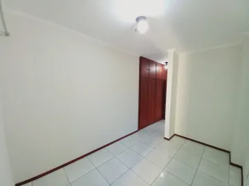 Alugar Apartamentos / Padrão em Ribeirão Preto R$ 1.800,00 - Foto 13