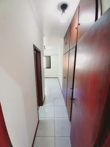 Alugar Apartamentos / Padrão em Ribeirão Preto R$ 1.800,00 - Foto 12