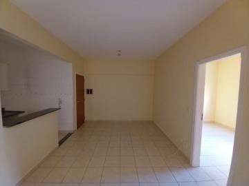 Alugar Apartamento / Padrão em Ribeirão Preto R$ 950,00 - Foto 2