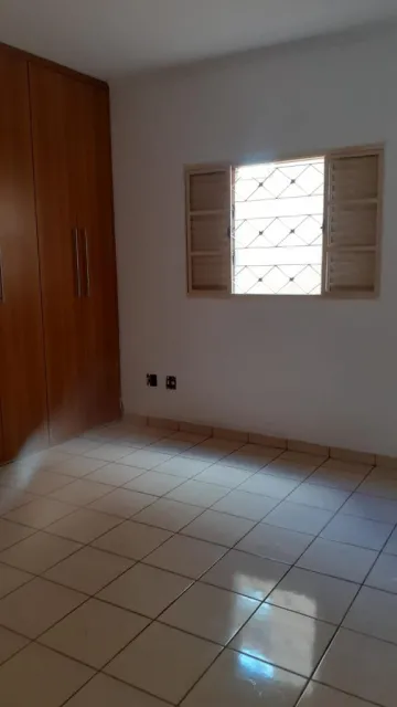 Alugar Casa / Padrão em Ribeirão Preto R$ 2.200,00 - Foto 13