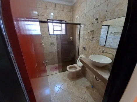 Alugar Casa / Padrão em Ribeirão Preto R$ 2.200,00 - Foto 8