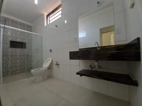 Alugar Casa / Padrão em Ribeirão Preto R$ 2.200,00 - Foto 14