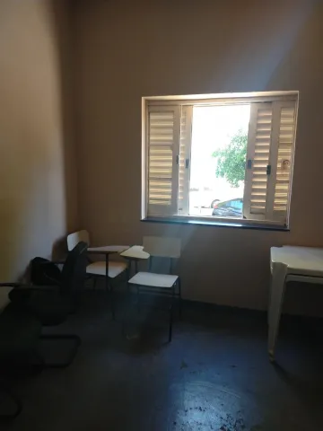 Alugar Casa / Padrão em Ribeirão Preto R$ 1.300,00 - Foto 5