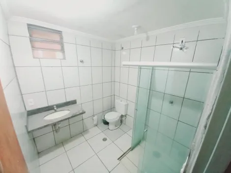 Alugar Casa / Padrão em Ribeirão Preto R$ 800,00 - Foto 6