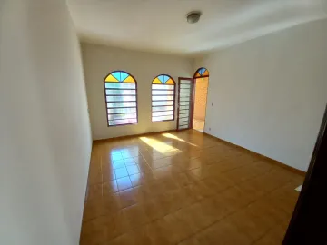 Alugar Casa / Padrão em Ribeirão Preto R$ 1.400,00 - Foto 4