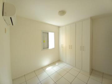 Alugar Apartamento / Padrão em Ribeirão Preto R$ 1.100,00 - Foto 2