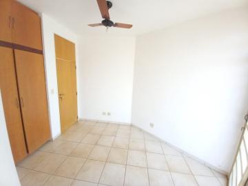 Alugar Casa / Padrão em Ribeirão Preto R$ 1.200,00 - Foto 1