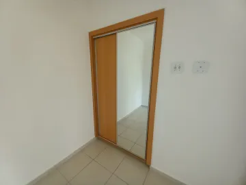 Alugar Apartamento / Padrão em Ribeirão Preto R$ 1.400,00 - Foto 9