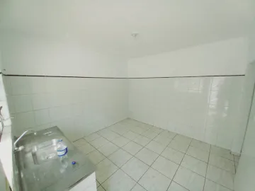 Alugar Casa / Padrão em Ribeirão Preto R$ 700,00 - Foto 7