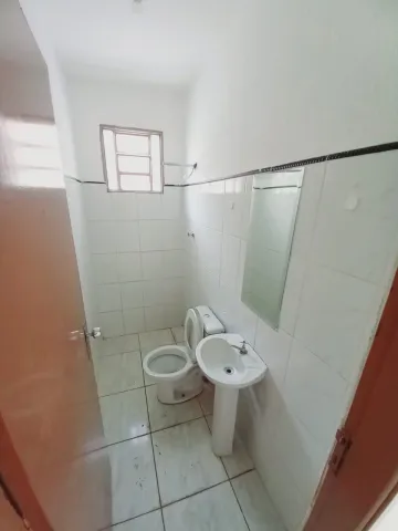 Alugar Casa / Padrão em Ribeirão Preto R$ 700,00 - Foto 9