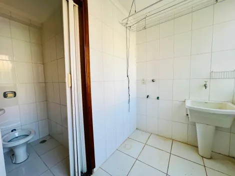 Alugar Apartamento / Padrão em Ribeirão Preto R$ 1.400,00 - Foto 5