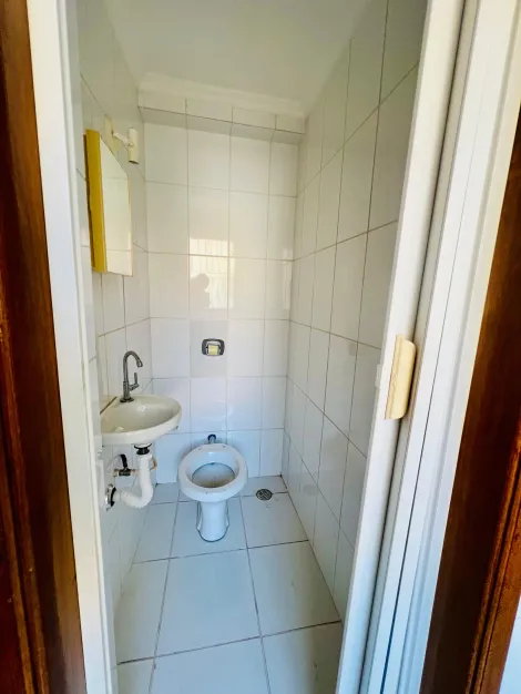 Alugar Apartamento / Padrão em Ribeirão Preto R$ 1.400,00 - Foto 8