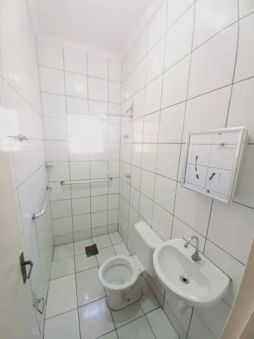 Alugar Casa / Padrão em Ribeirão Preto R$ 950,00 - Foto 8